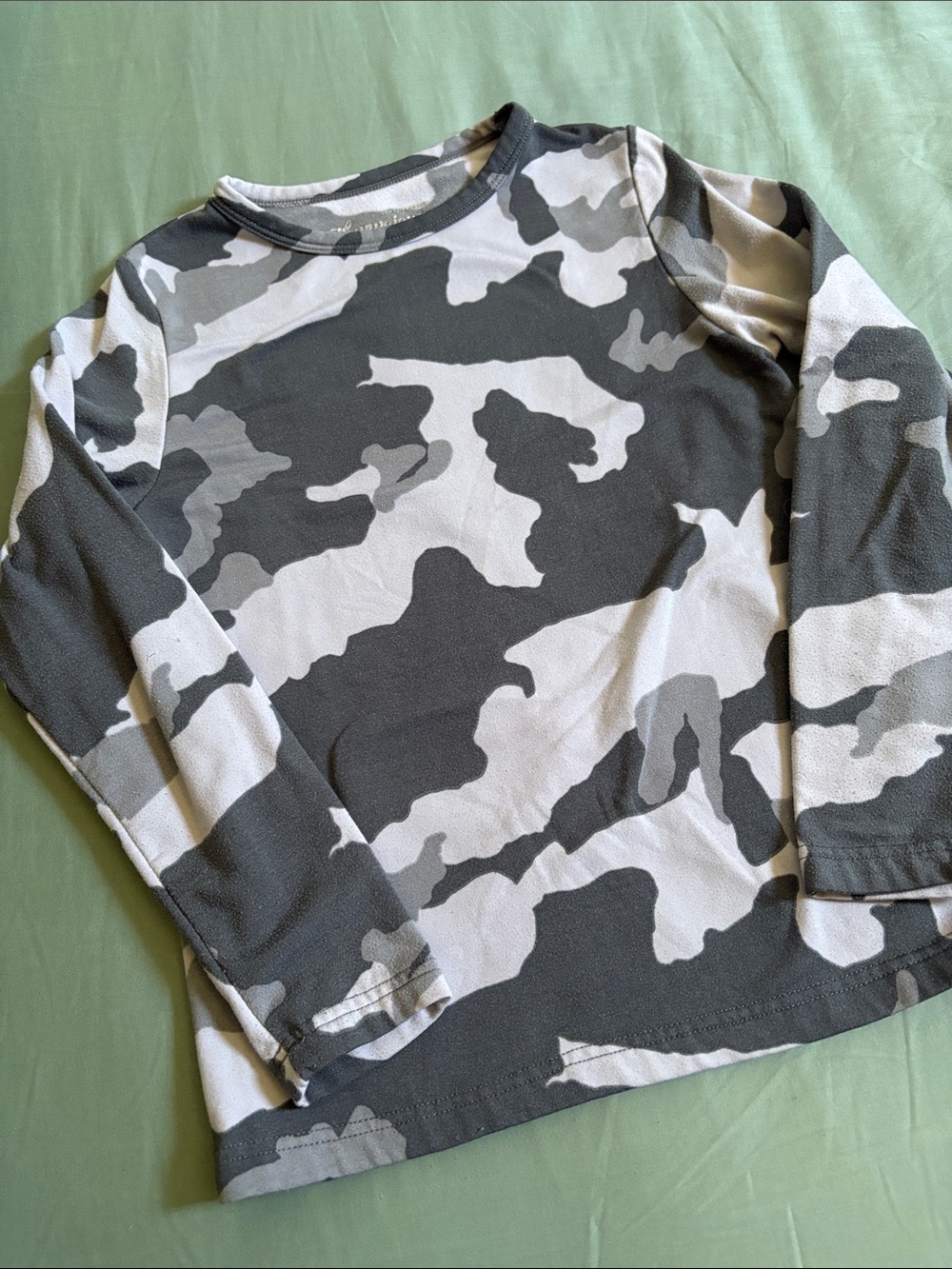Kids Gray & White Camo Long-Sleeve Tee